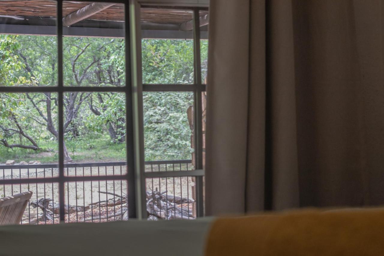 Hello Kruger Hideaway Cottage & Skilpad Studio Марлот-Парк Экстерьер фото