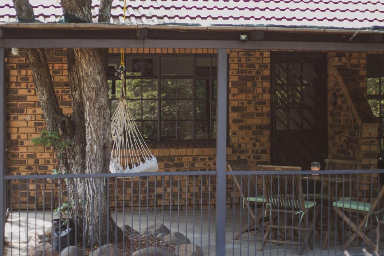 Hello Kruger Hideaway Cottage & Skilpad Studio Марлот-Парк Экстерьер фото