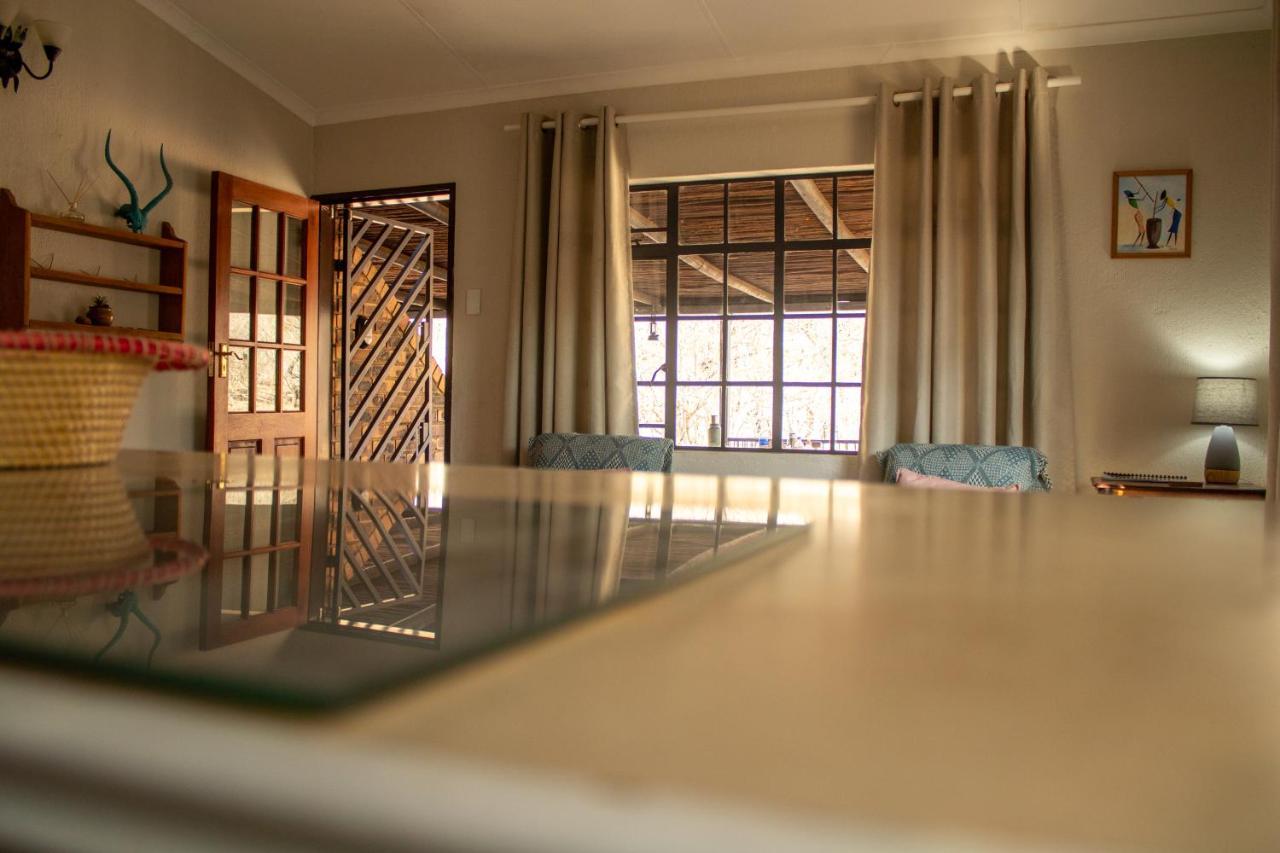 Hello Kruger Hideaway Cottage & Skilpad Studio Марлот-Парк Экстерьер фото