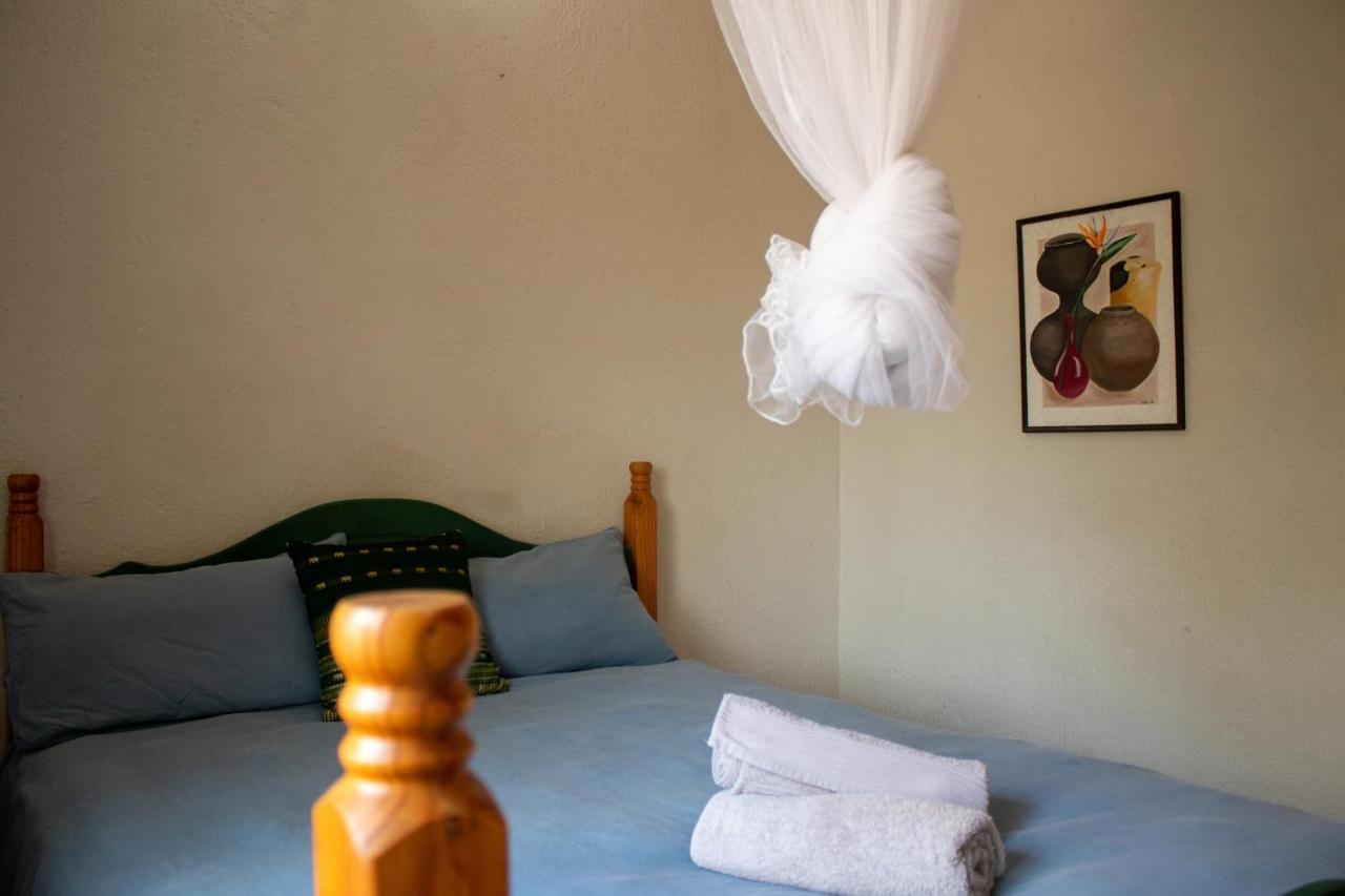 Hello Kruger Hideaway Cottage & Skilpad Studio Марлот-Парк Экстерьер фото